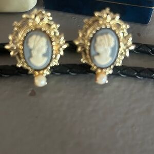 Cameo clip earrings